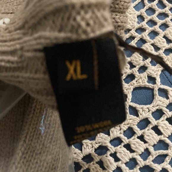 IMAN Embellished Gloves - Picture 6 of 7